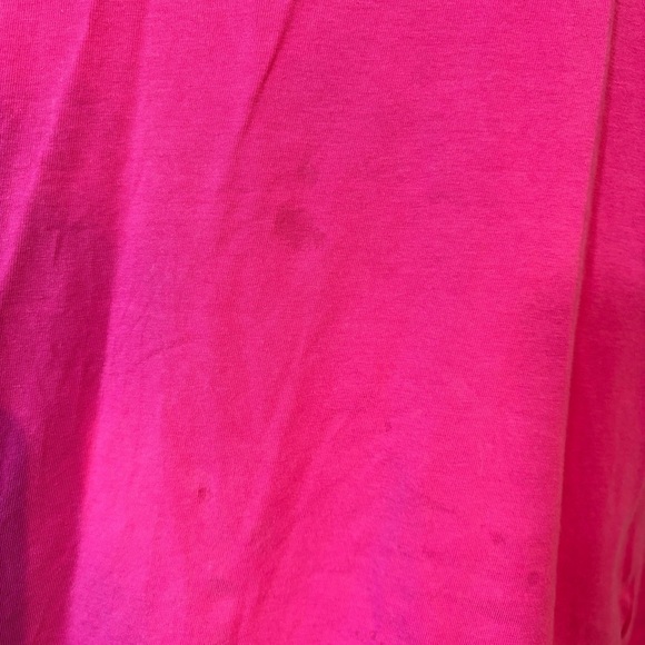 🛍️3/$30 Lord & Taylor women’s fuchsia v-neck short-sleeved t-shirt size 1X - Picture 7 of 7